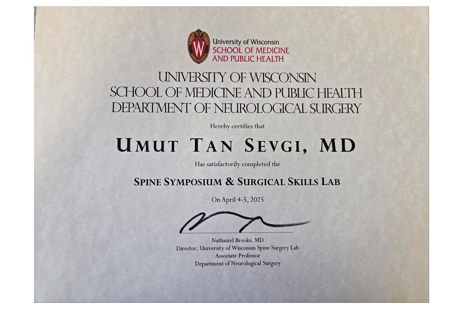 Op.Dr. Umut Tan Sevgi